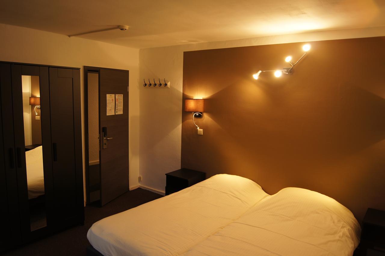 Hotel Bouillon Bagian luar foto