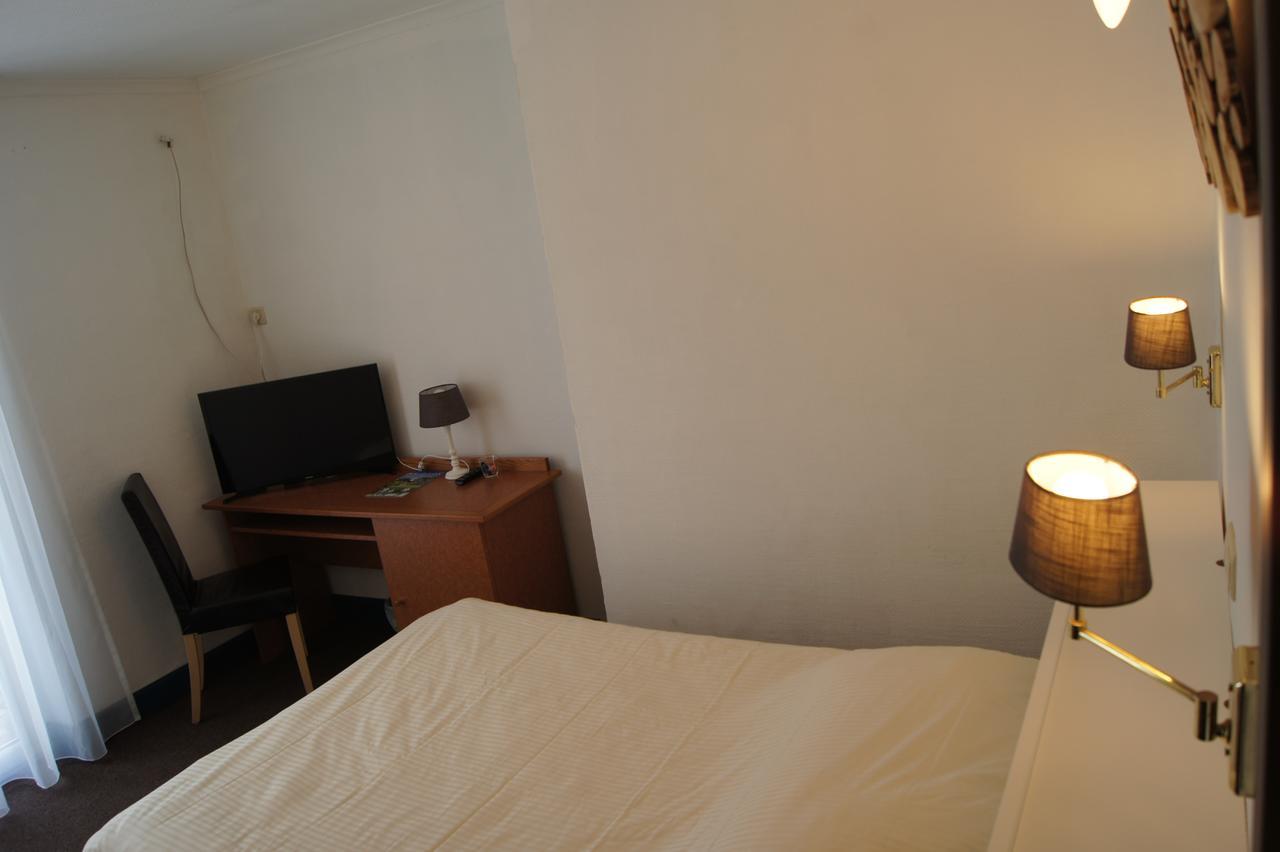 Hotel Bouillon Bagian luar foto