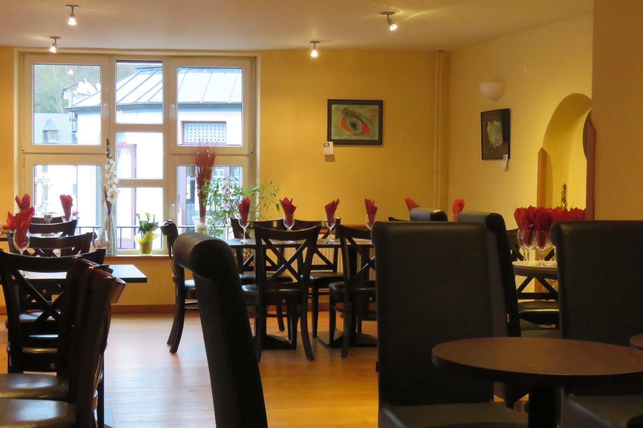 Hotel Bouillon Bagian luar foto